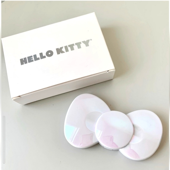 Sanrio Other - Iridescent Pearl White Hello Kitty Bow Compact Mirror Limited edition